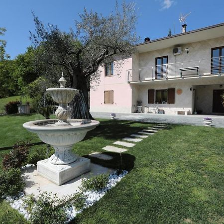 Il Villino Agriturismo B&B Belforte del Chienti Exterior foto