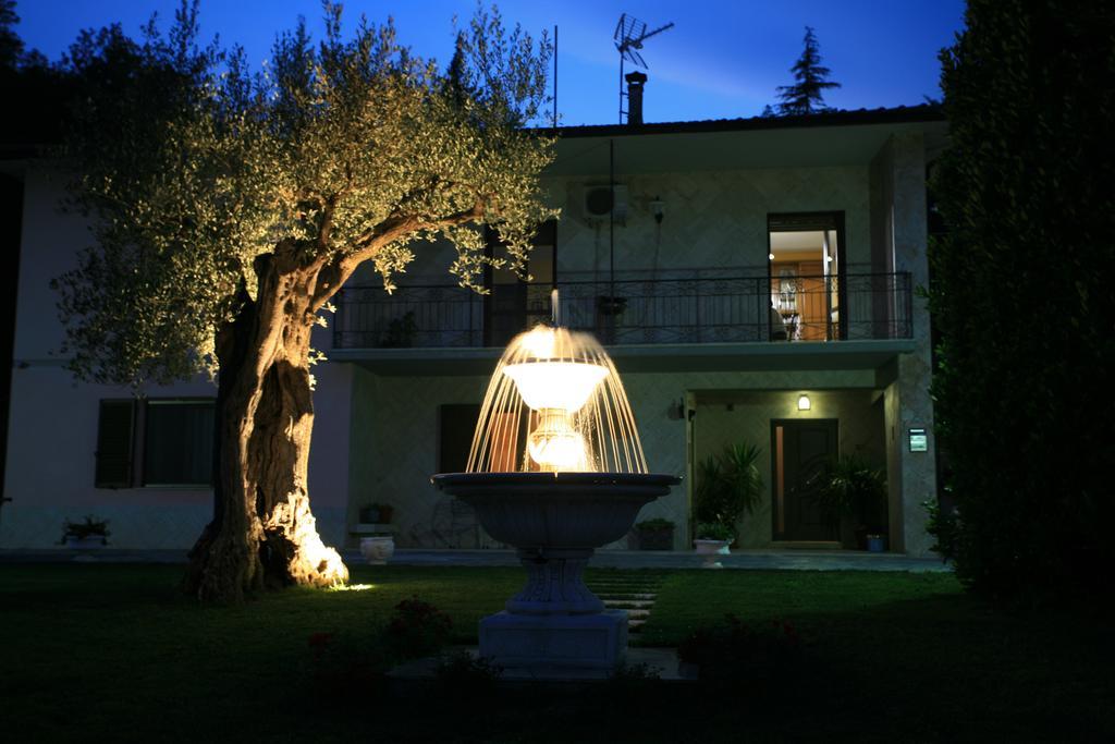 Il Villino Agriturismo B&B Belforte del Chienti Exterior foto
