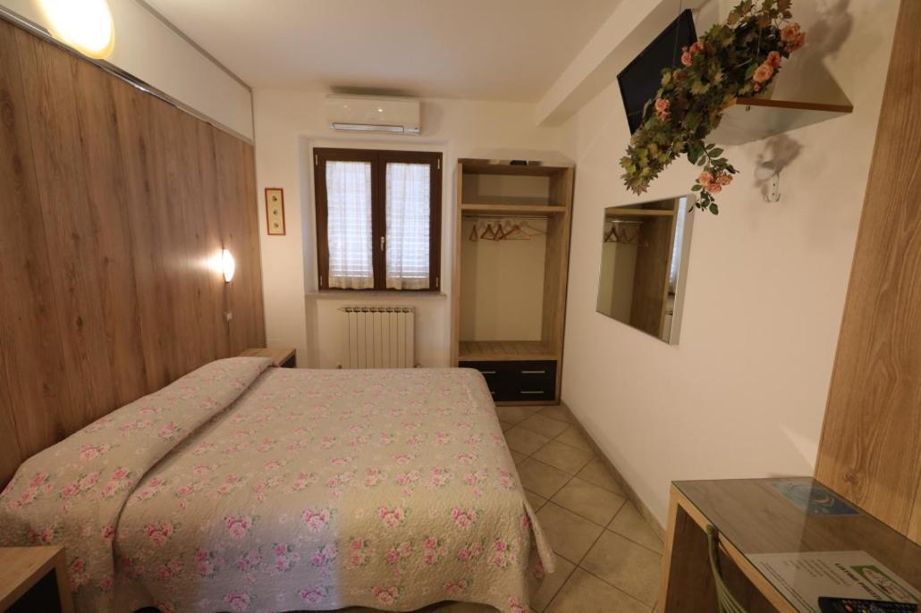 Il Villino Agriturismo B&B Belforte del Chienti Exterior foto